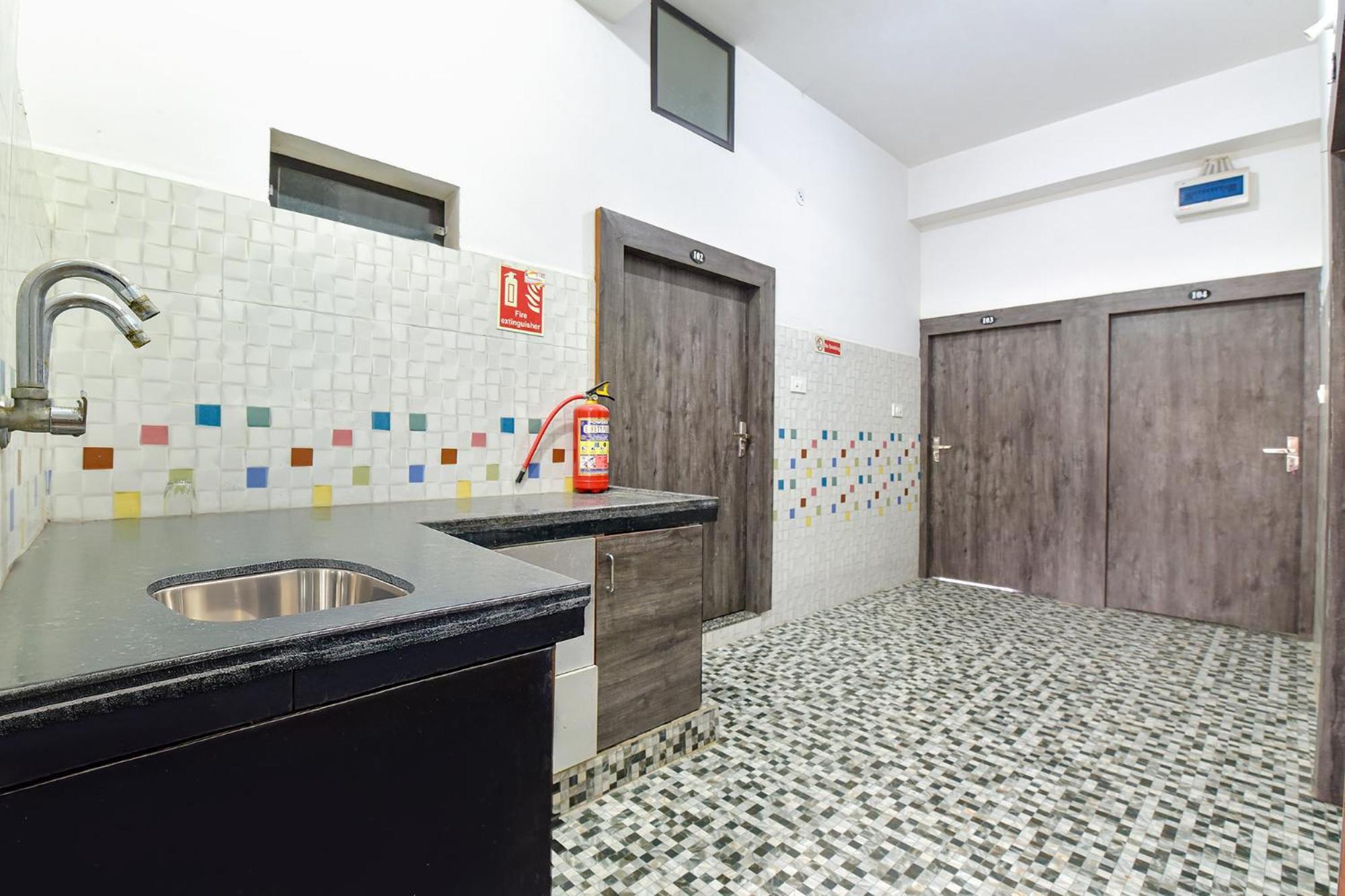 Fabexpress Soni Palace Ujjain Zewnętrze zdjęcie